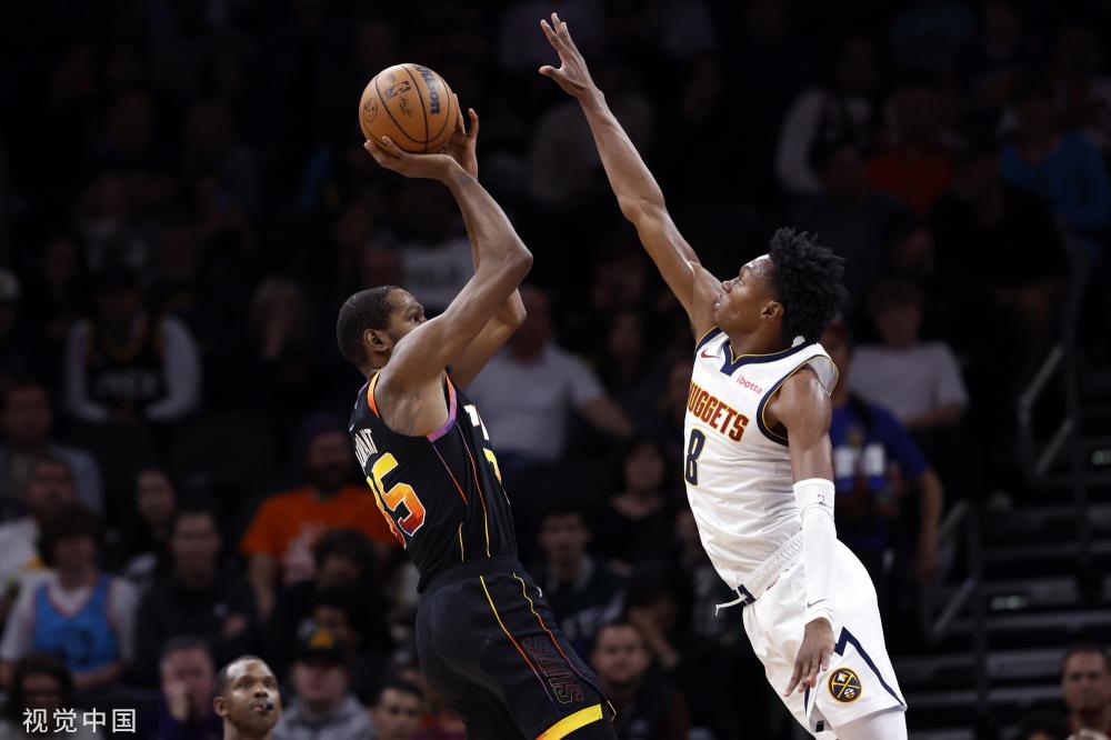 如今他短暫 如今他短暫